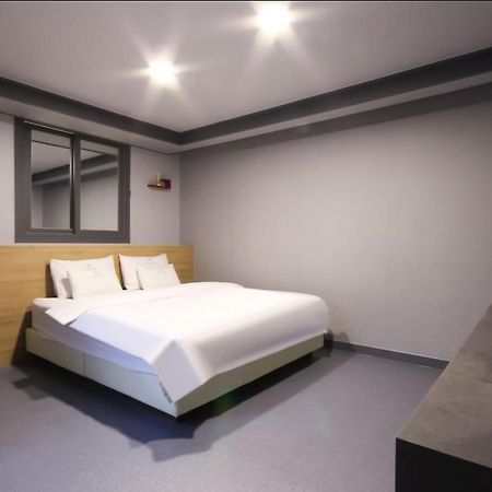 Amor Hotel Gimhae Exterior foto