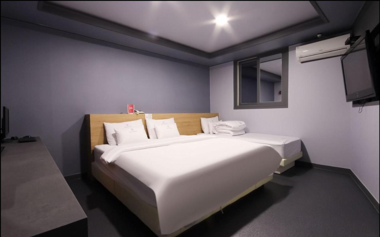 Amor Hotel Gimhae Exterior foto