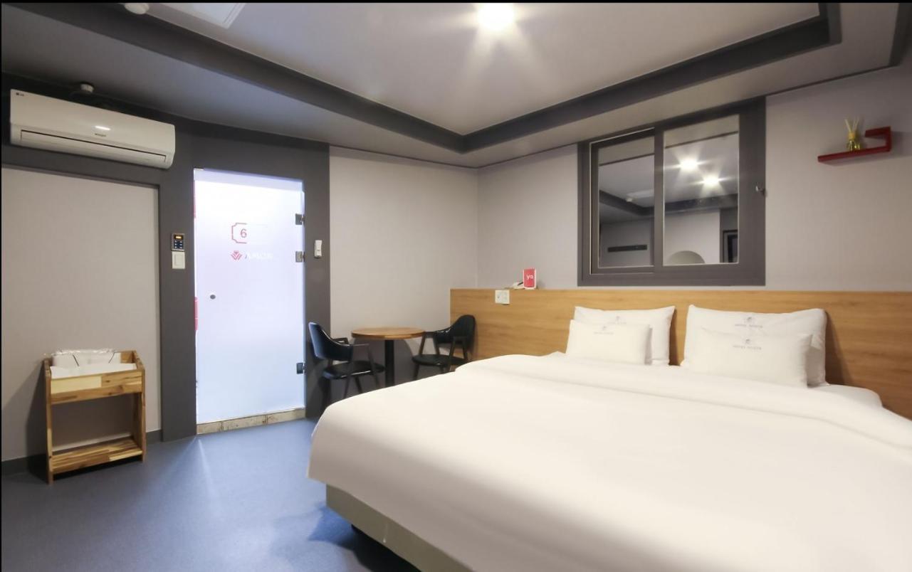 Amor Hotel Gimhae Exterior foto