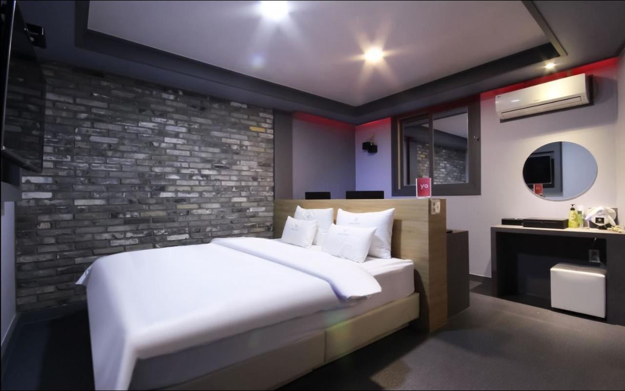 Amor Hotel Gimhae Exterior foto